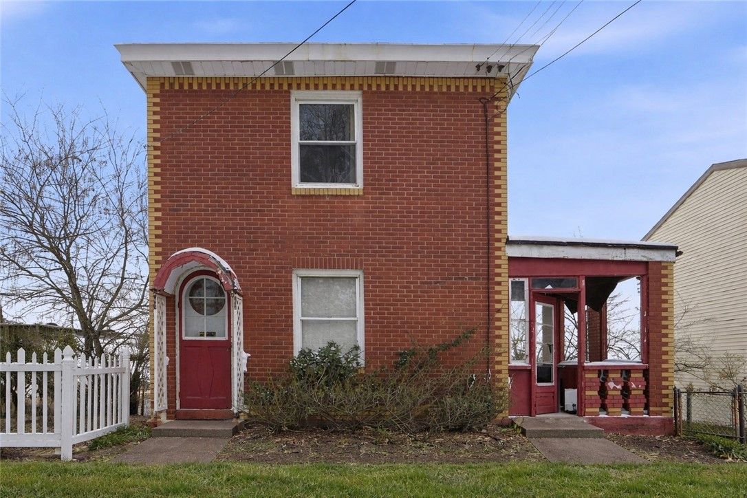 1832 Clayton Ave