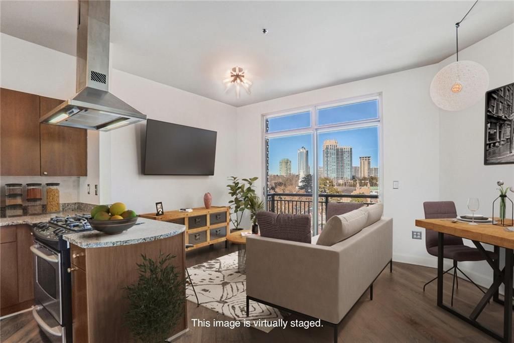2626 Peachtree Road Nw 1102