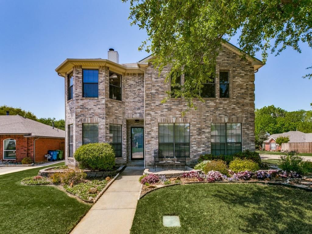 1900 Helen Lane
