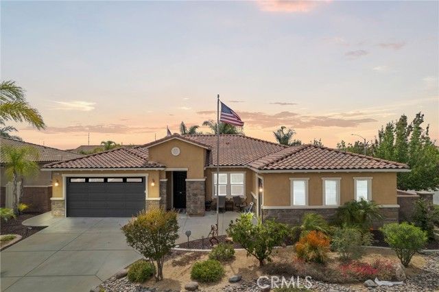 34571 Mistletoe Lane