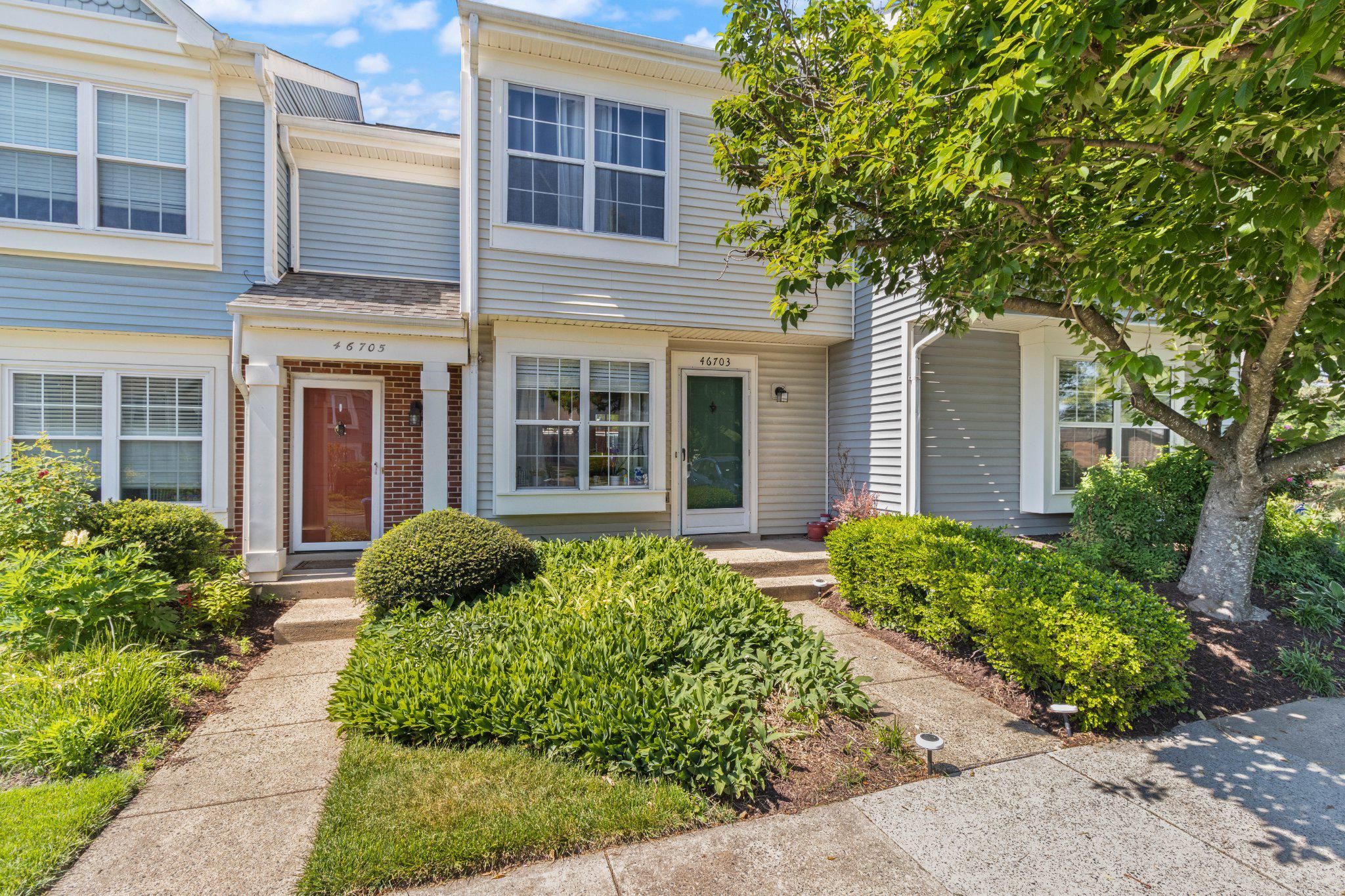 46703 Atwood Square