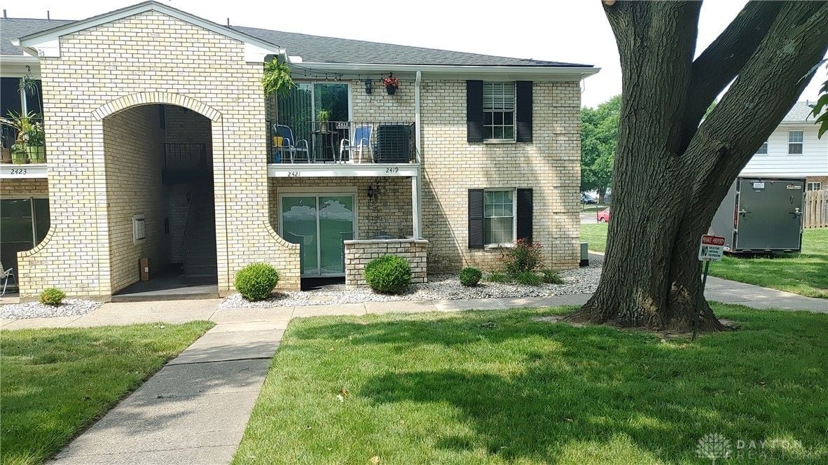 2421 W Alex Bell Road