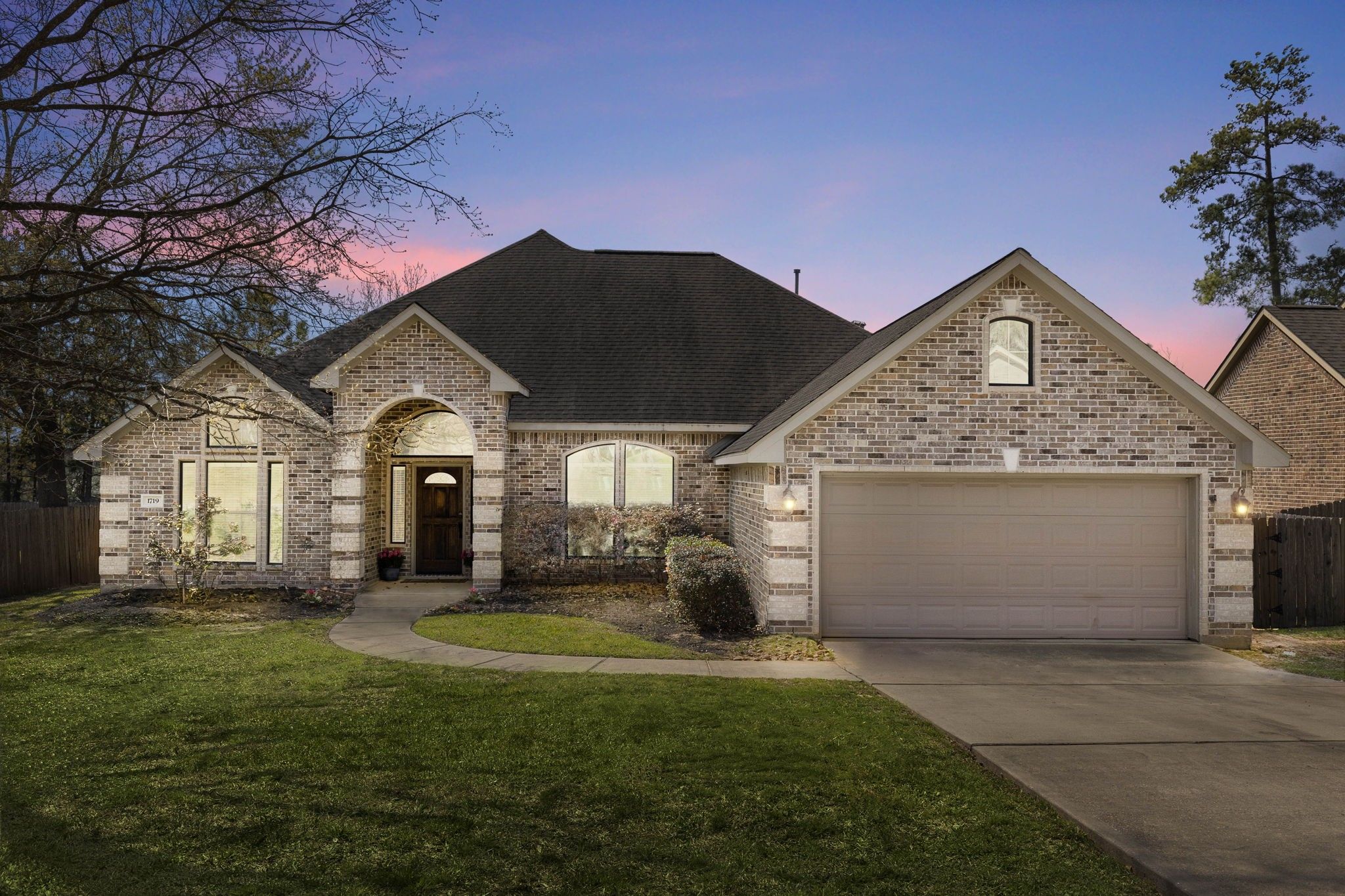 1719 Summergate Drive