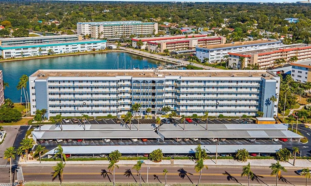 Town Shores of Gulfport