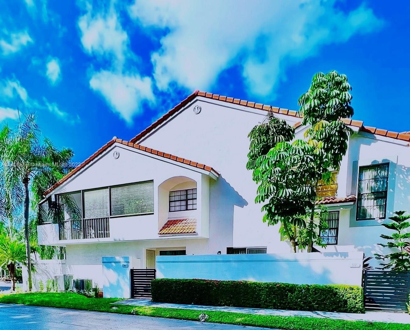 3540 Magellan Cir 511