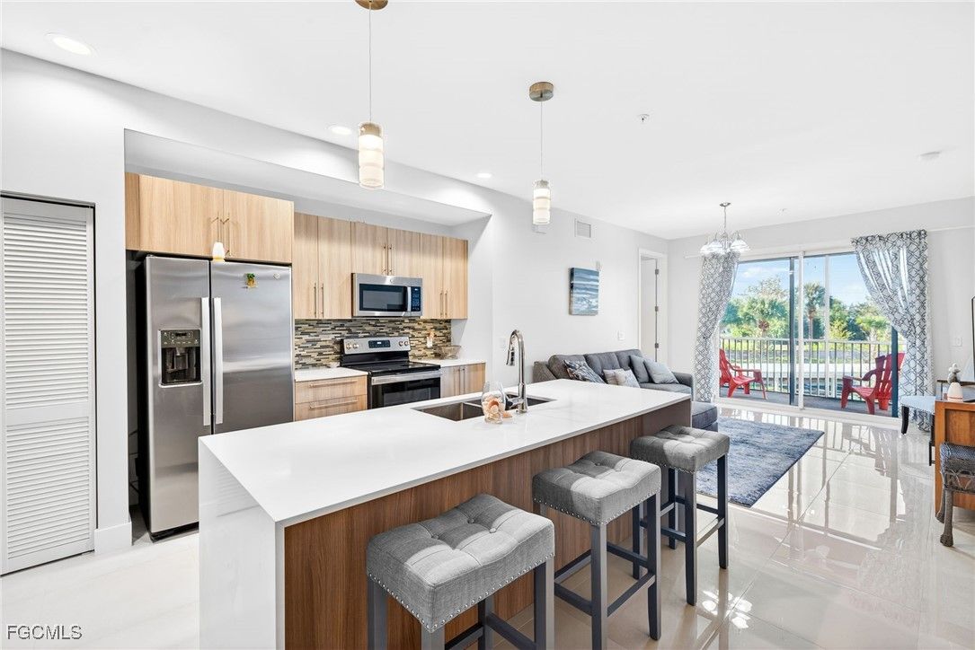 15901 Royal Pointe Lane 202