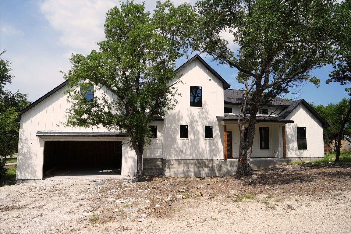 48 Acacia Drive