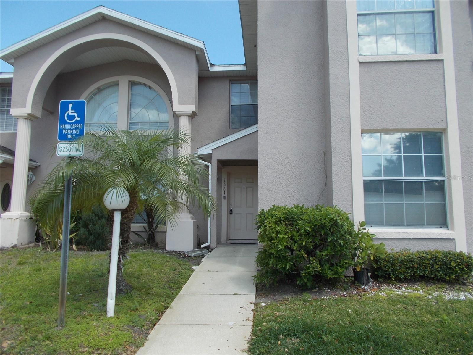 1661 Windsor Oak Court