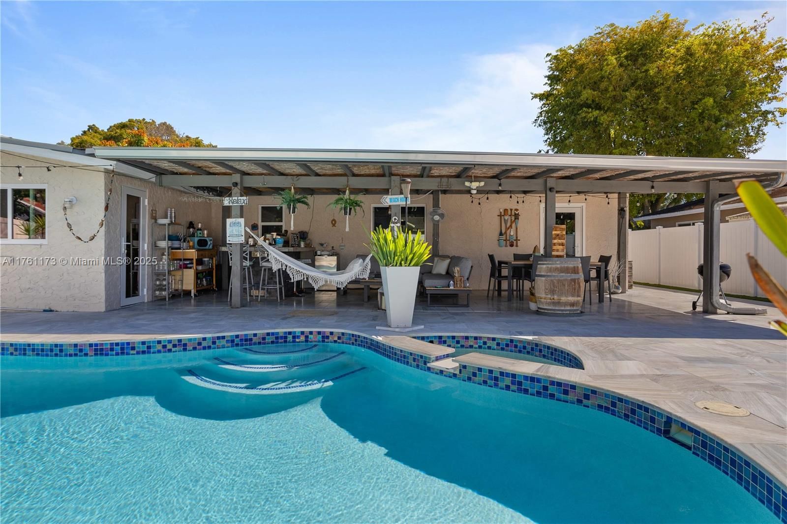 405 Sw 73rd Ave