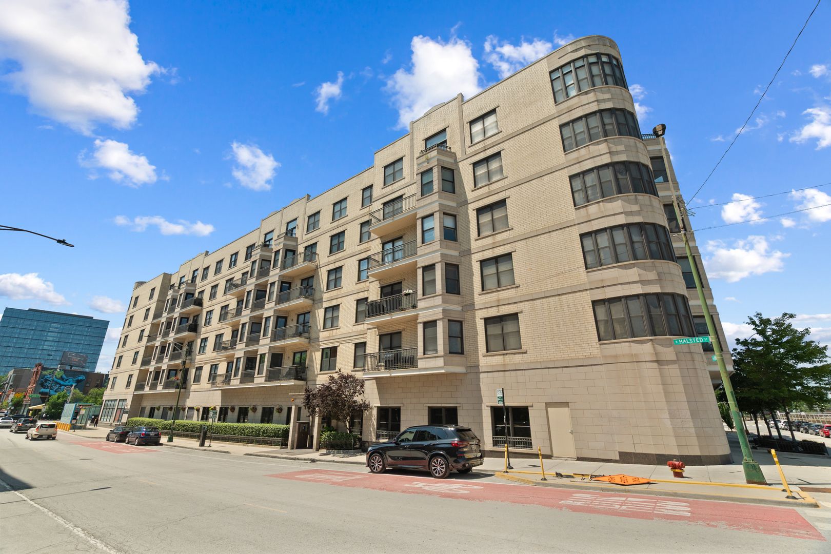 520 N Halsted Street 305