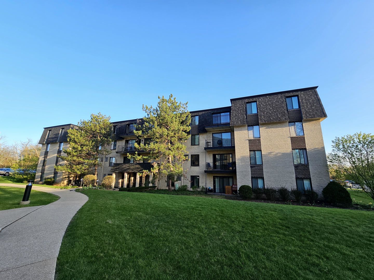 10723 5th Ave Cut Off Avenue 410