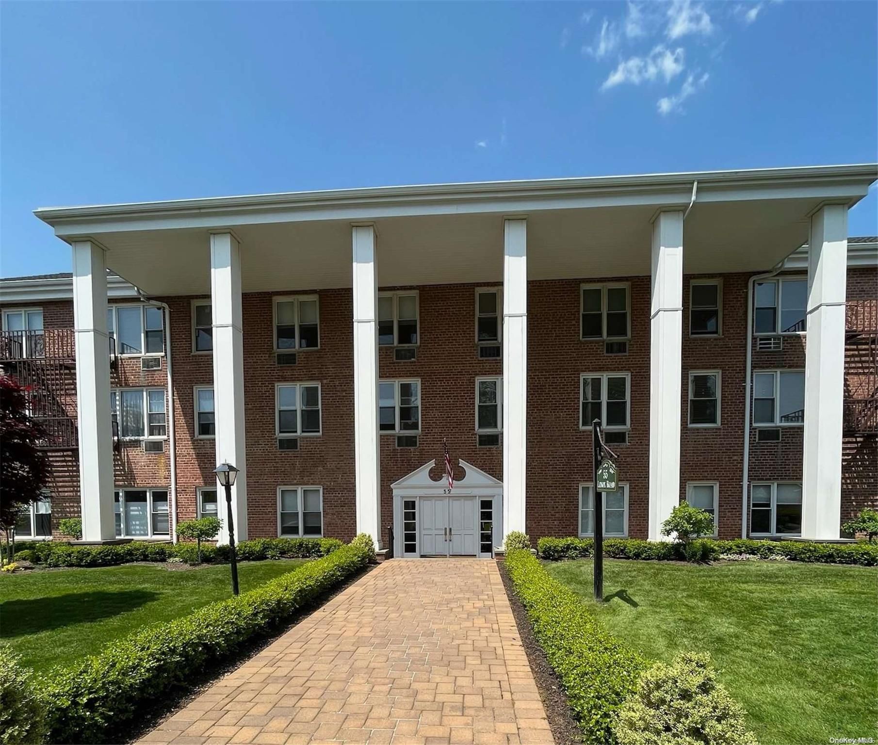 55 Lenox Road 3U
