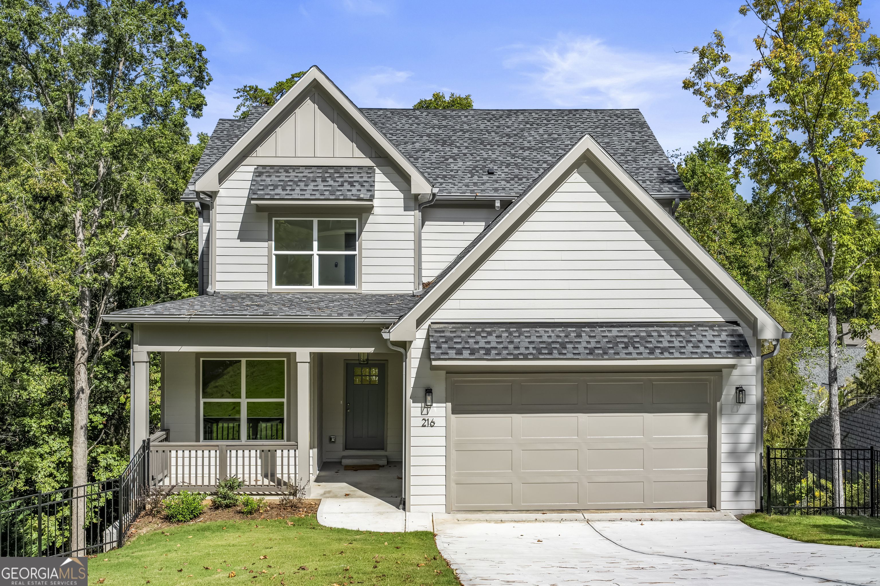 216 Creek View Place