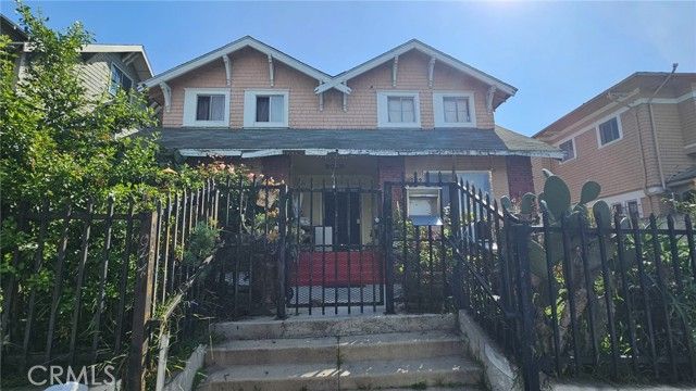1242 S Bonnie Brae