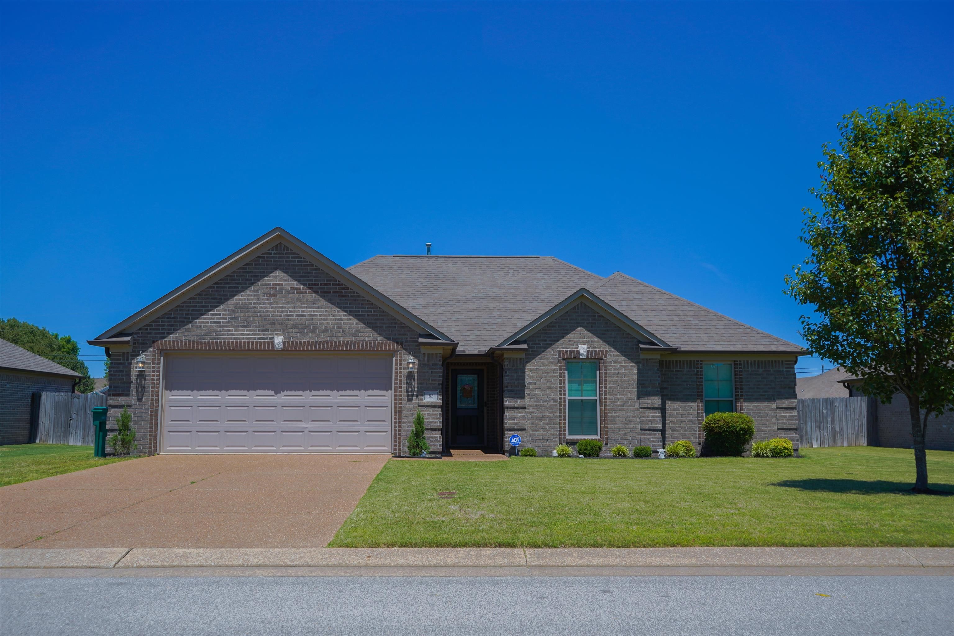 83 Nehemiah Dr