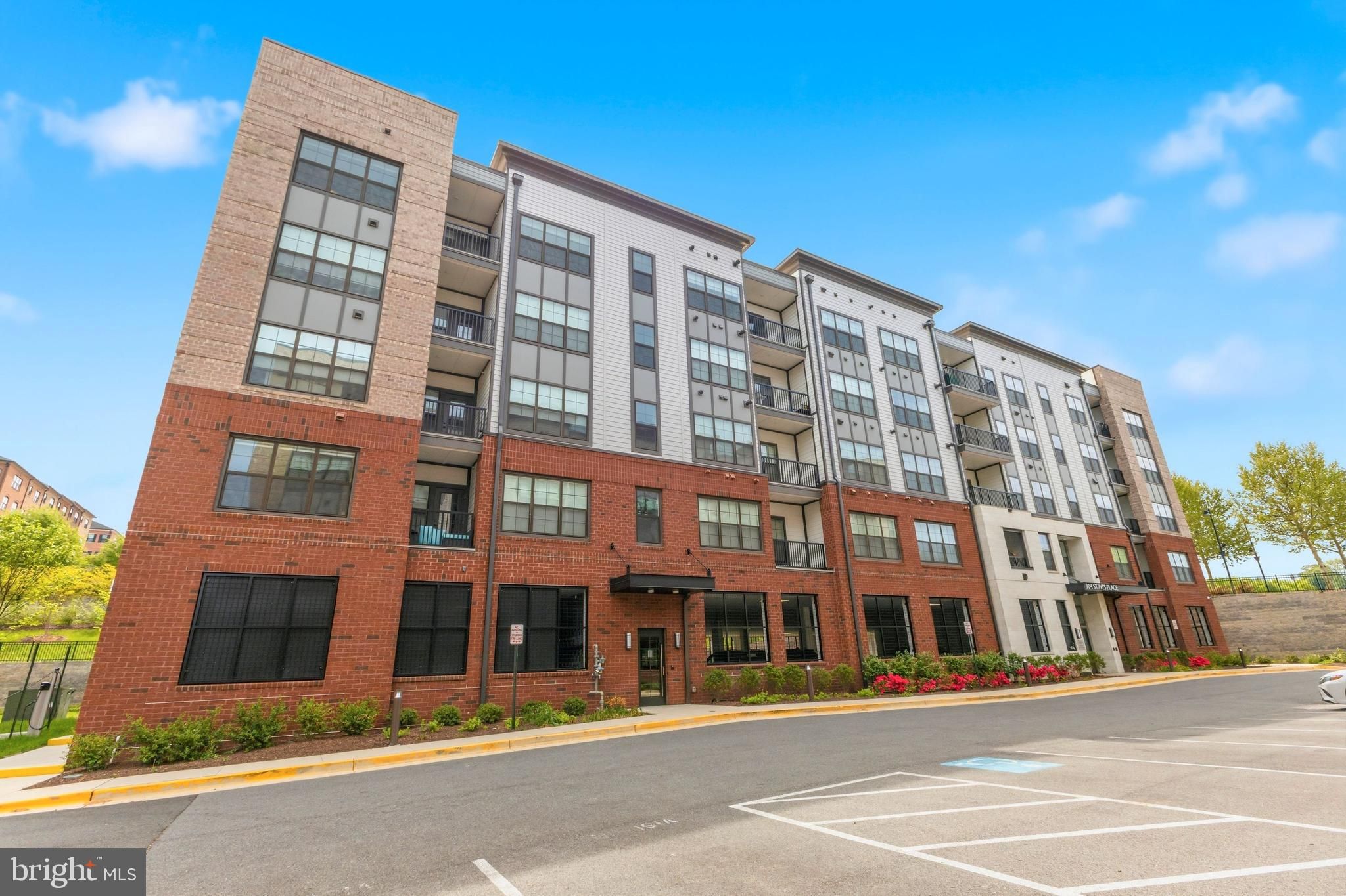 104 Saint Ives Place 401