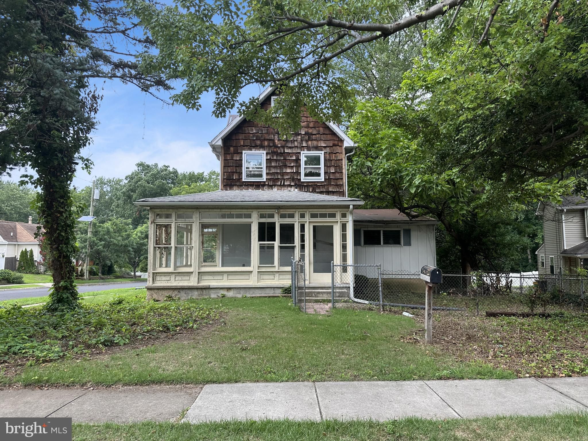 139 Albany Avenue