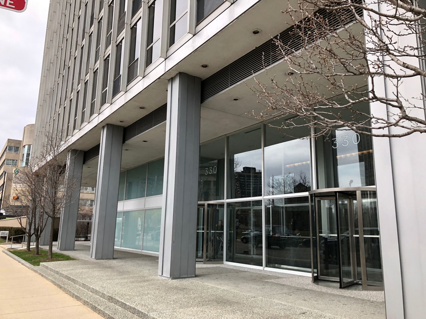330 W Diversey Parkway 2509