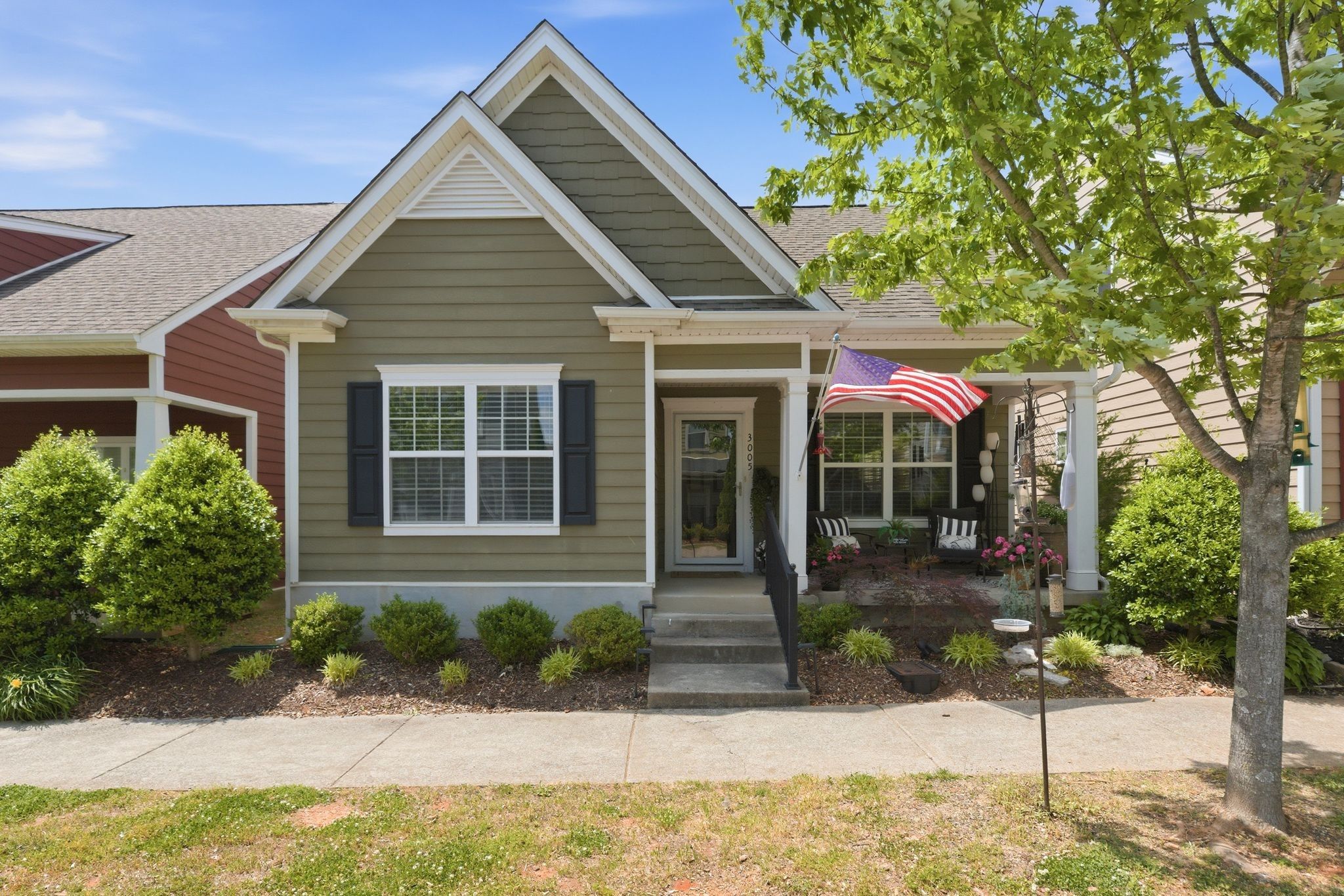 3005 Bienville Dr