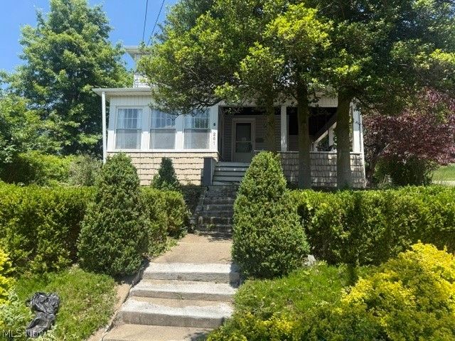 261 E Main Street