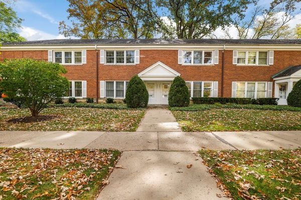 Linden Village Wilmette Il Homes For Sale Real Estate Neighborhoods Com