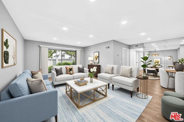 13602 La Jolla Circle B