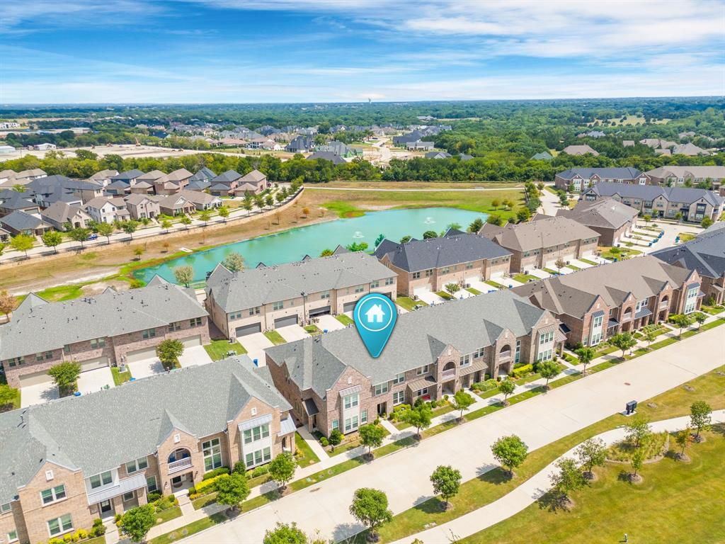 4864 Woodruff Way