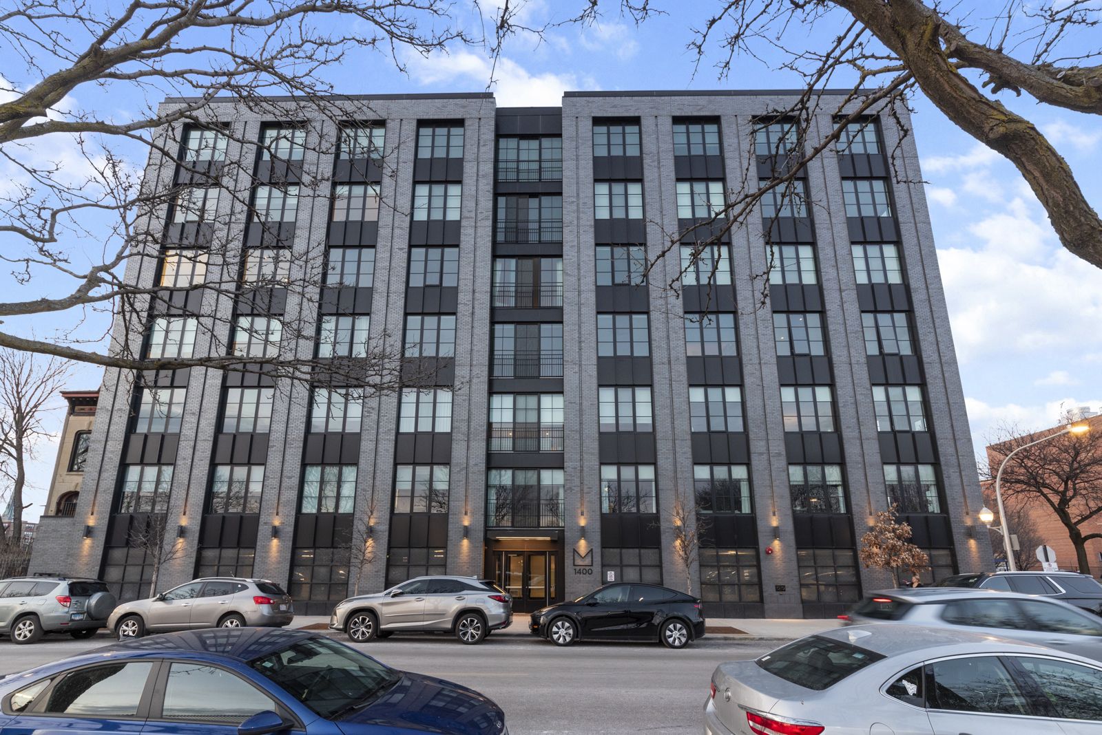 1400 W Monroe Street 4A