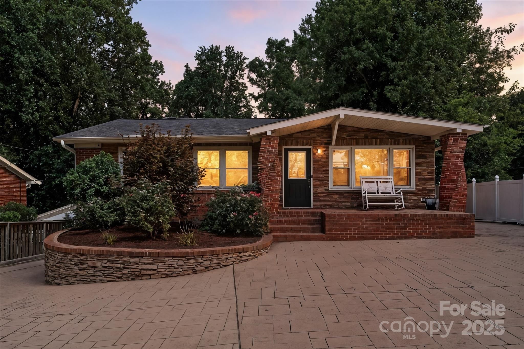4337 Tipperary Place