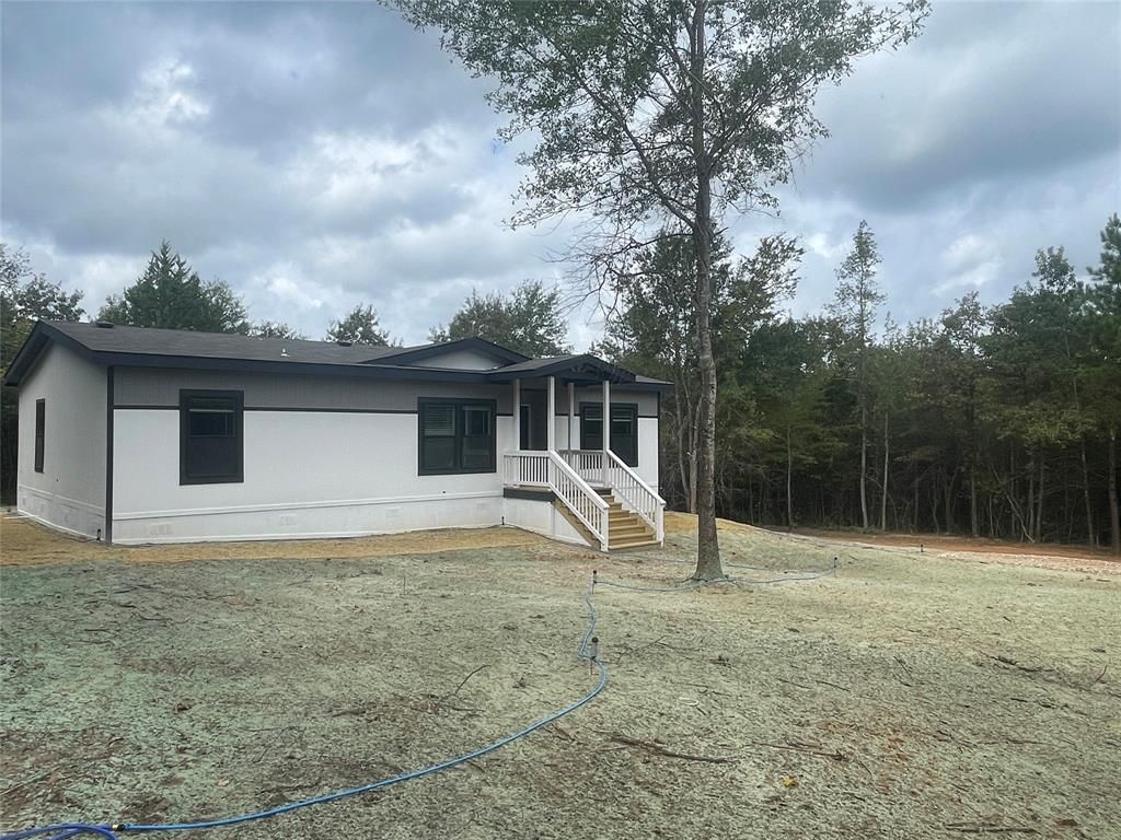 211 Private Road 3900