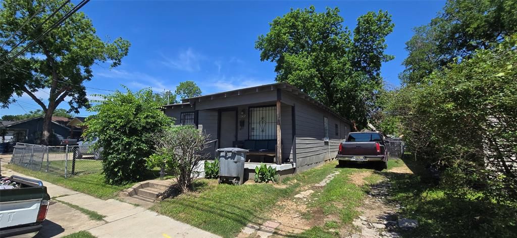 3430 Chihuahua Avenue