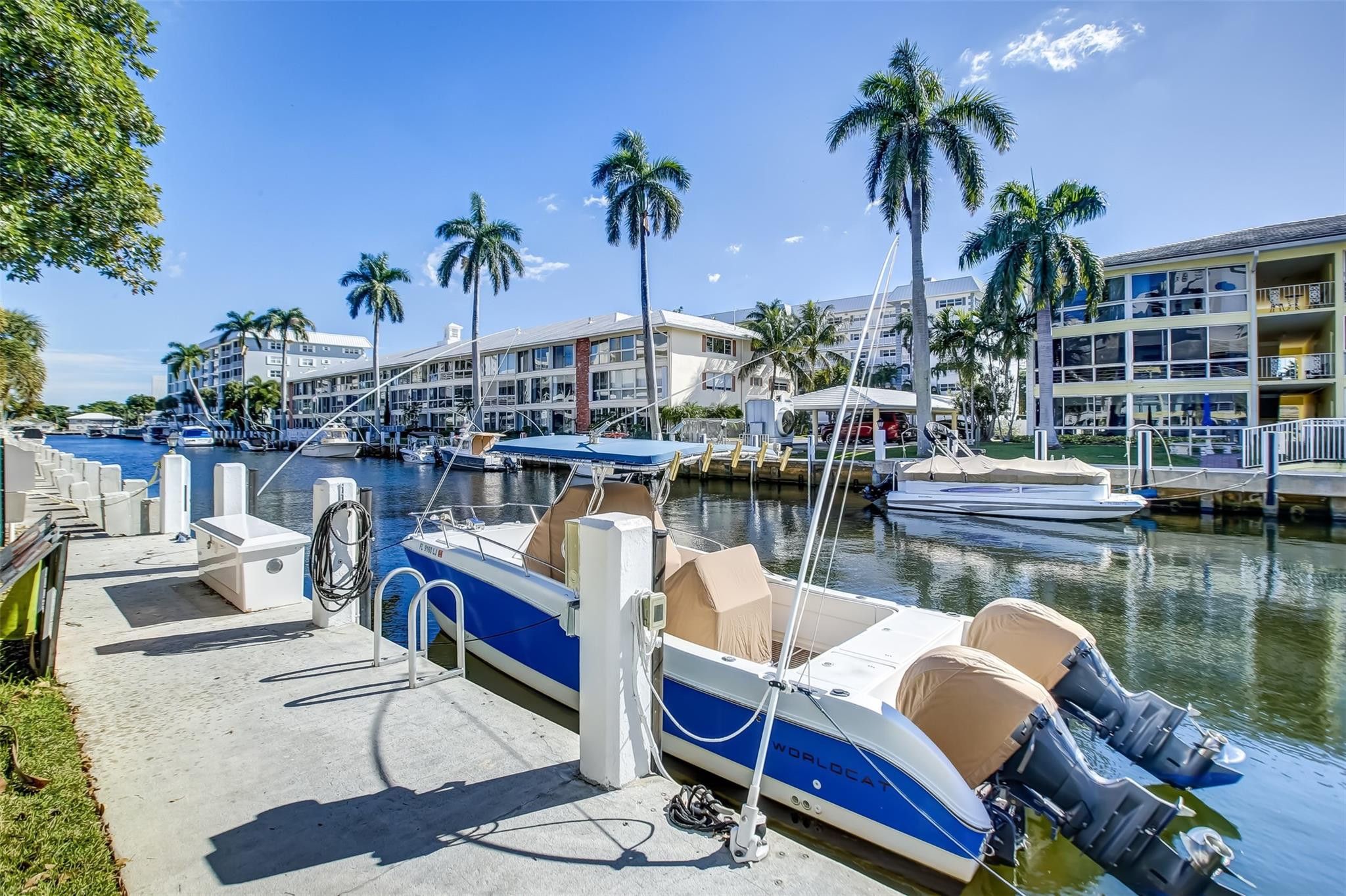 3000 Ne 48th Street 303