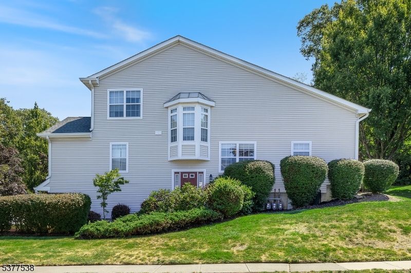 2706 Ashfield Ct
