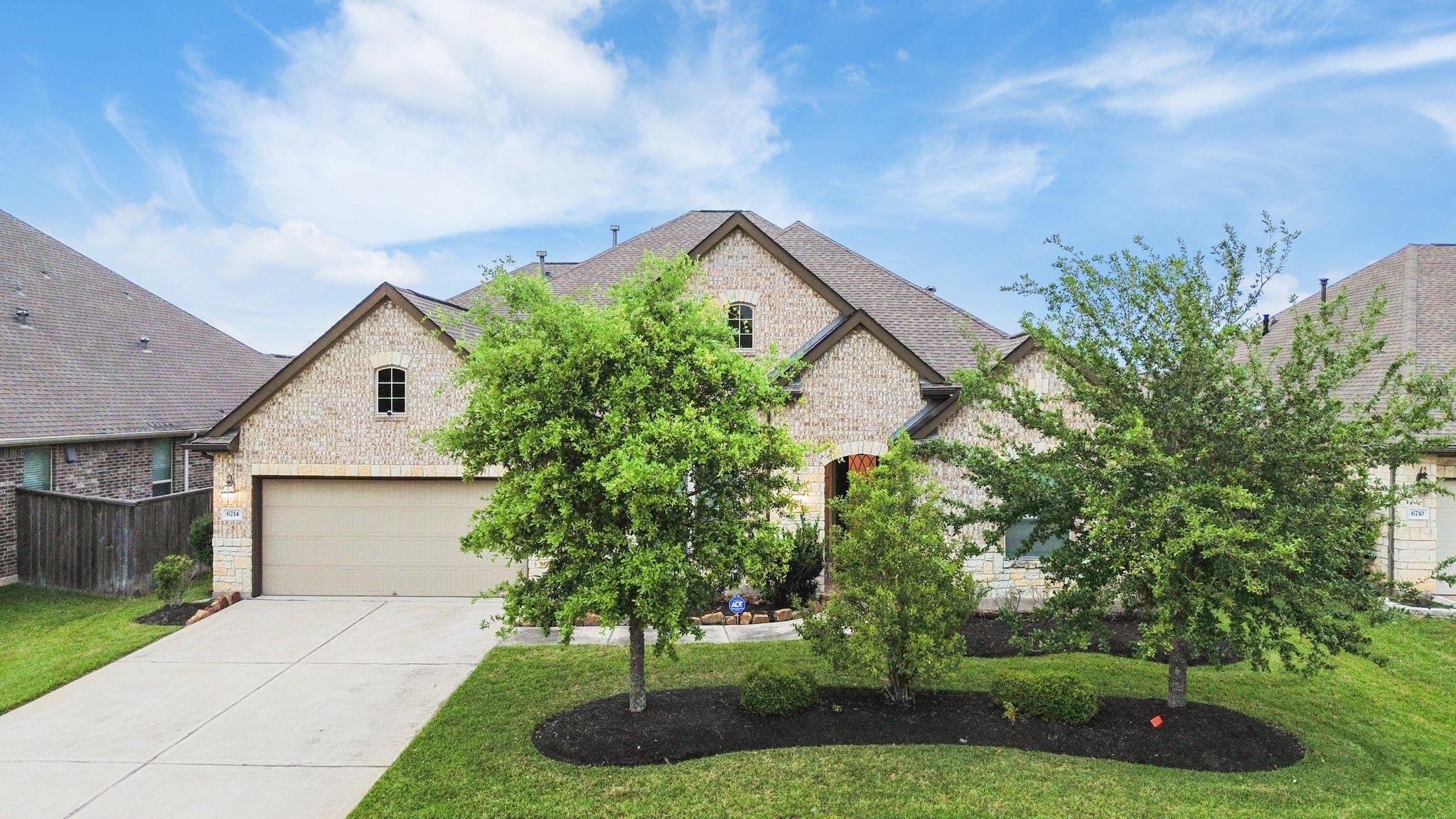 6714 Cottonwood Crest Lane