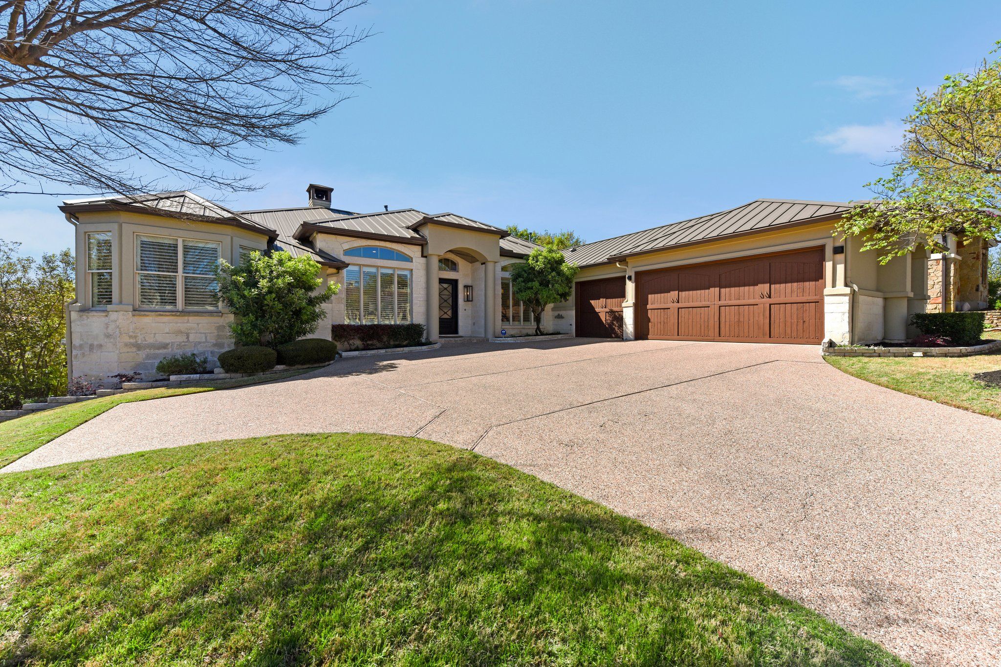 208 Neville Wood Court