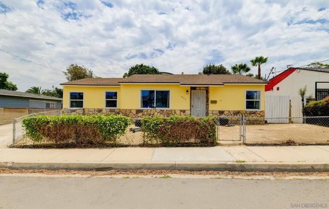 4127 Hemlock