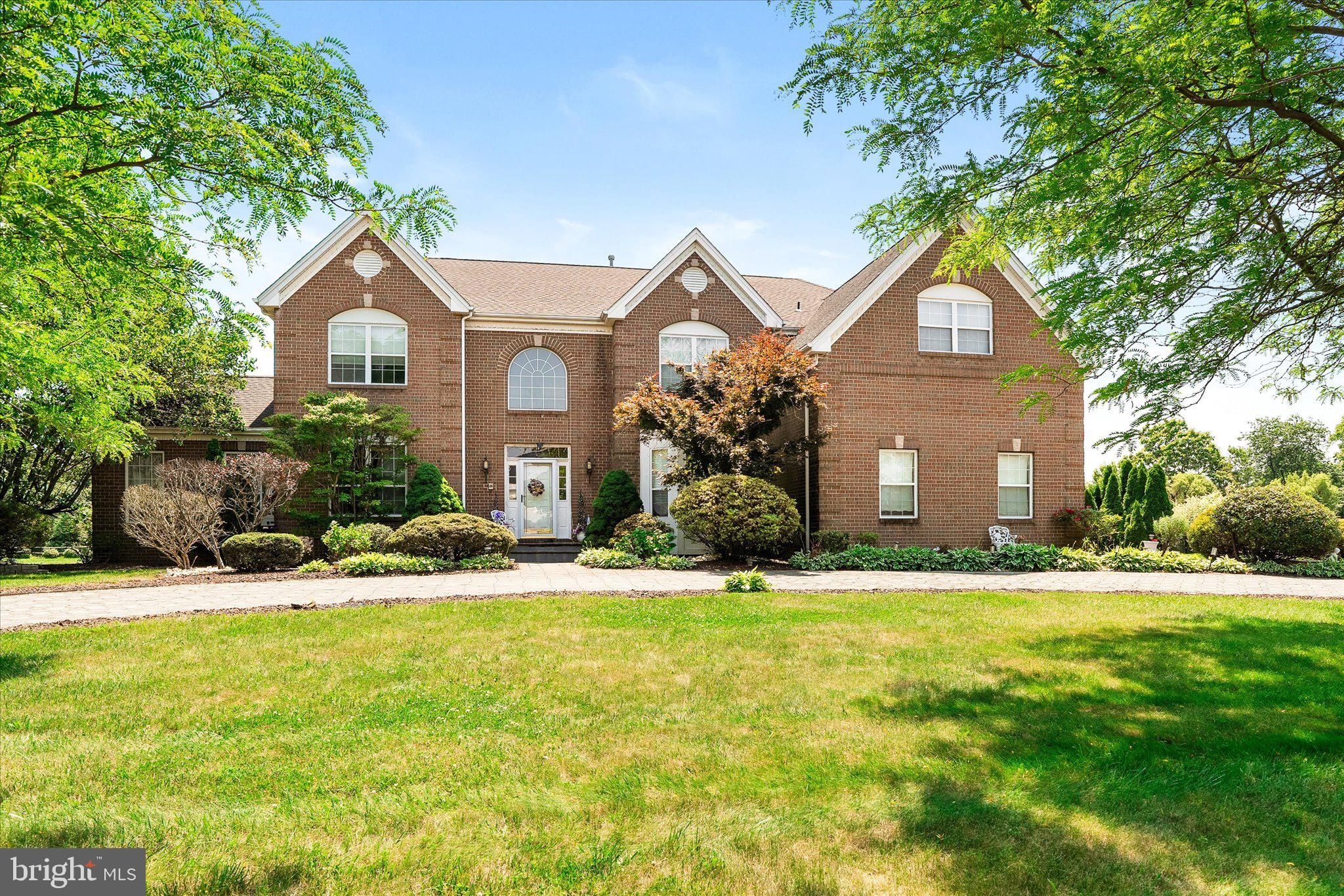 9 Denise Drive