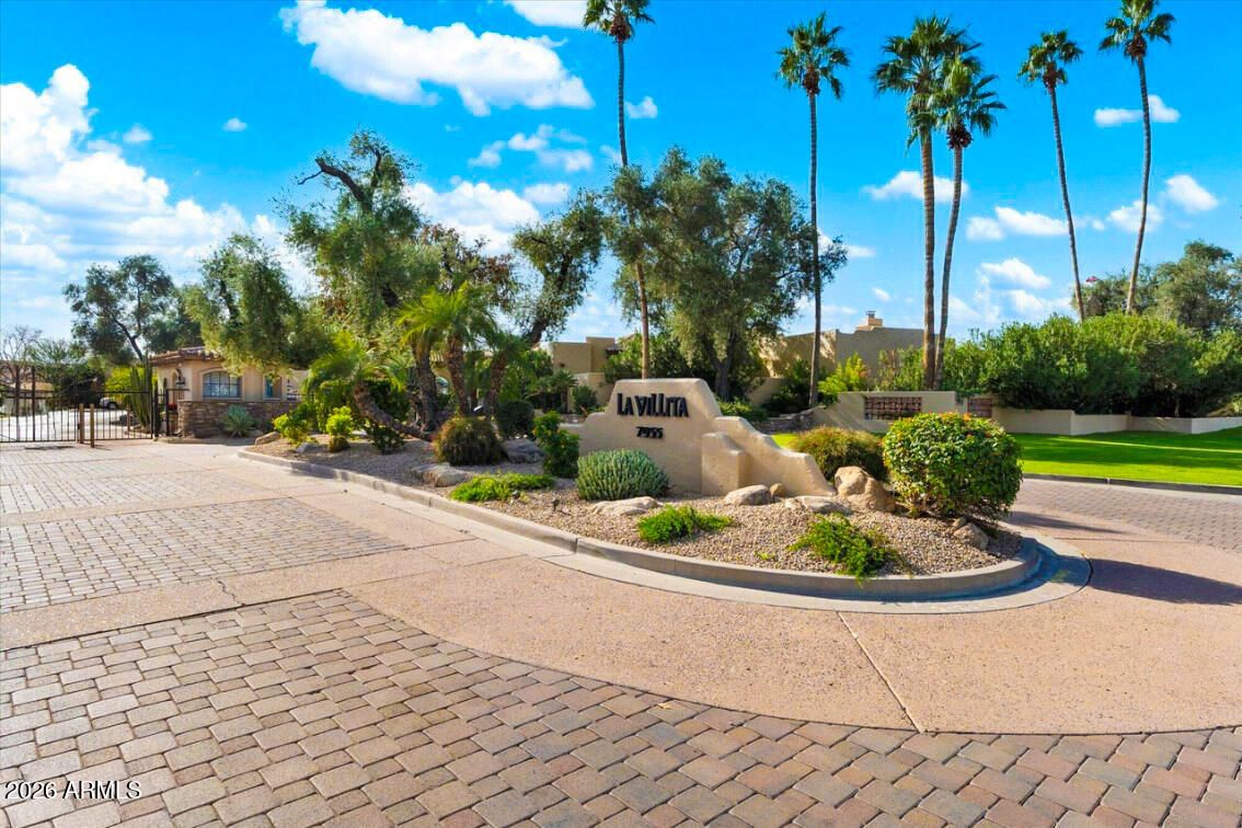 7955 E Chaparral Road 111