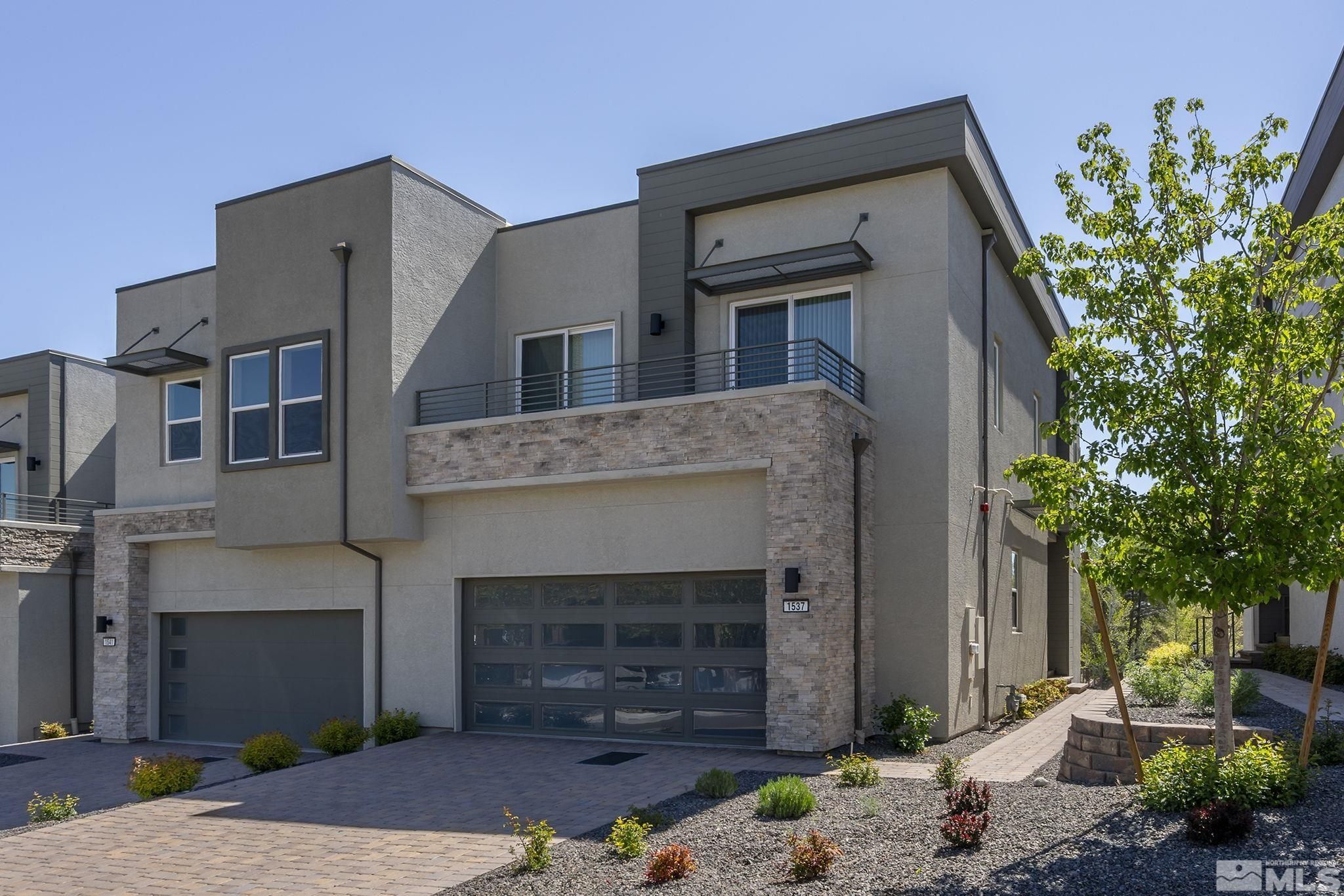 1537 Golf Club Drive