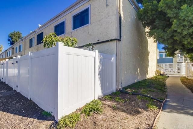 12616 Lakeshore Drive 1