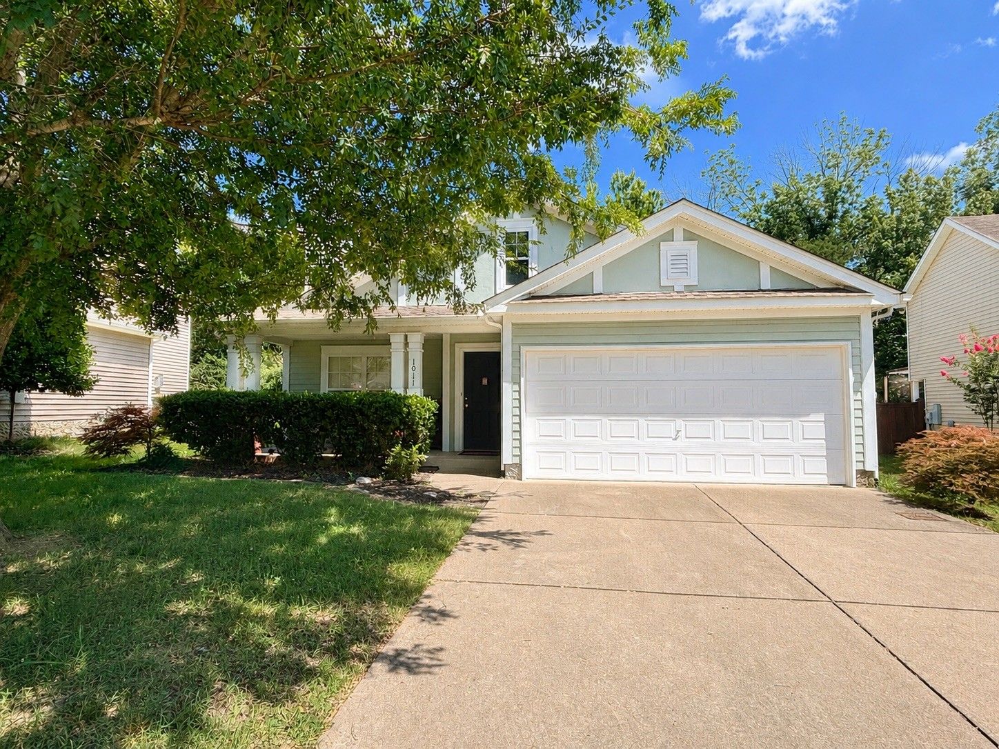 1011 Bradford Park Rd