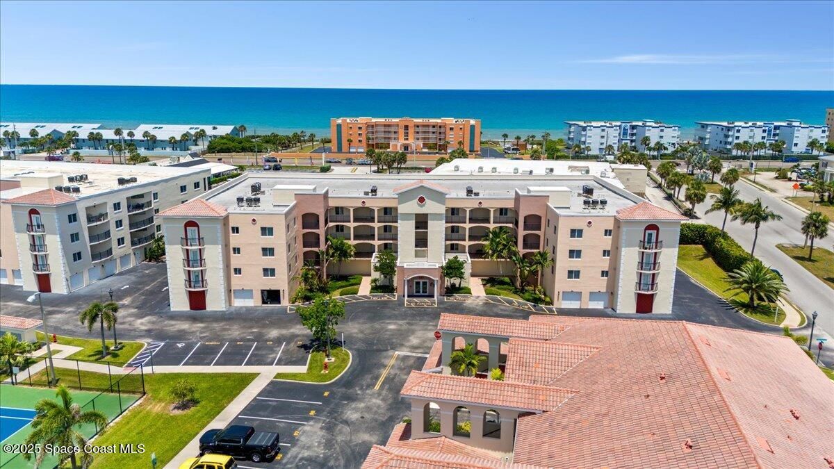 121 Lancha Circle 203