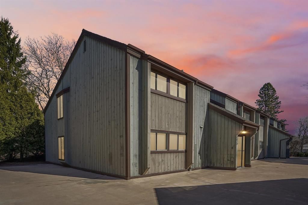 2829 Century Harbor Road 3