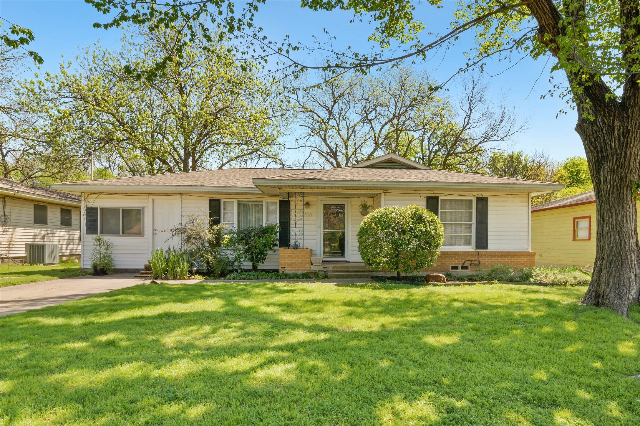 910 Alice Street