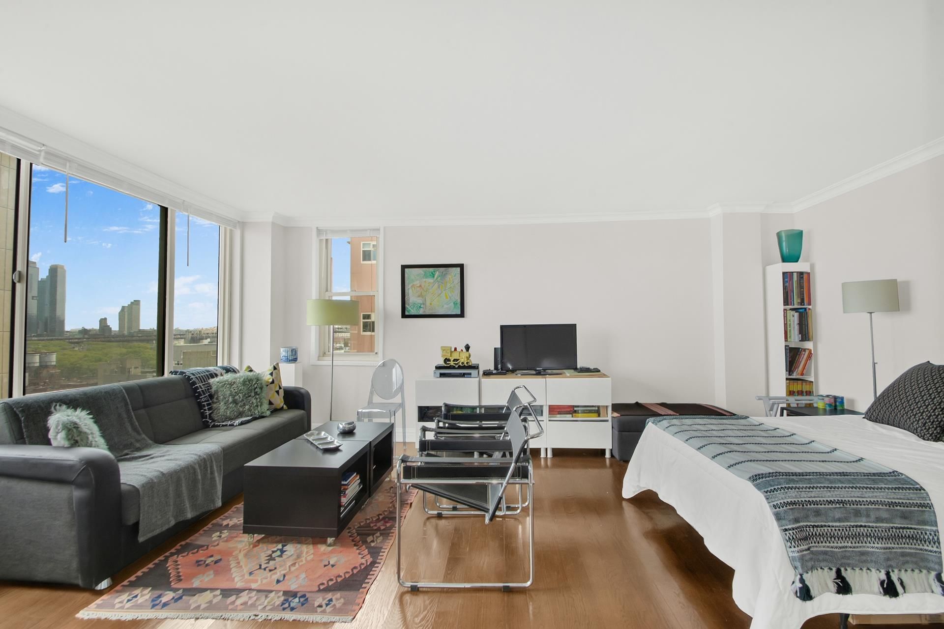 575 Main Street 1611