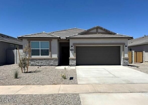 1582 W Shannons Way