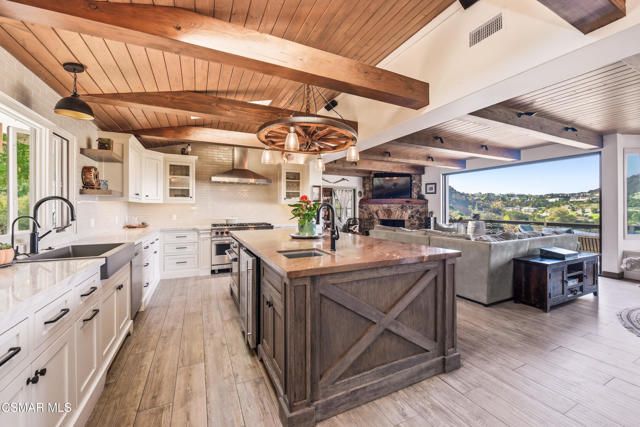 356 E Carlisle Road