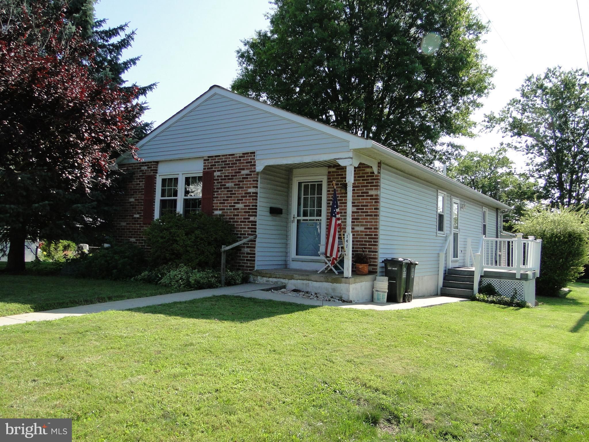 141 S 9th Street