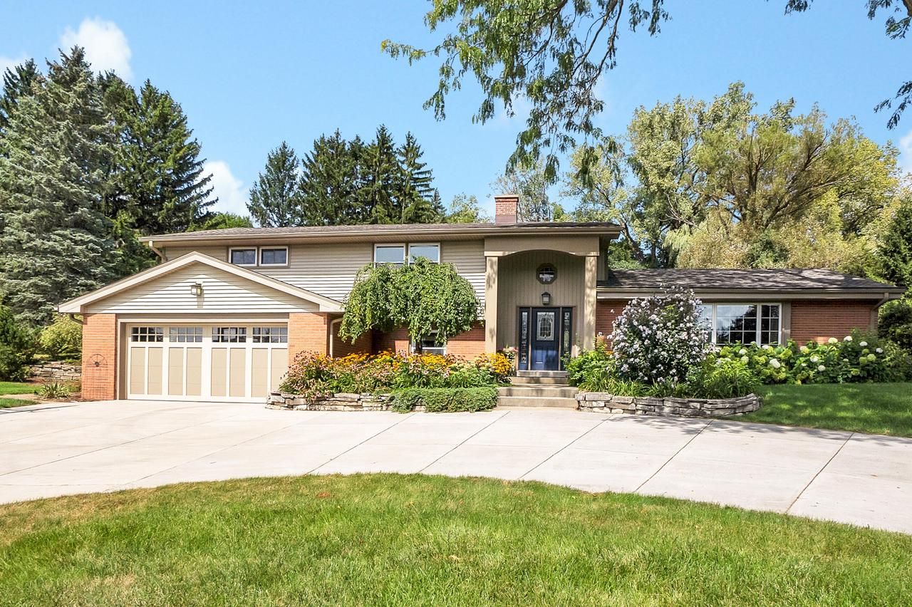 1365 Bonnie Lane