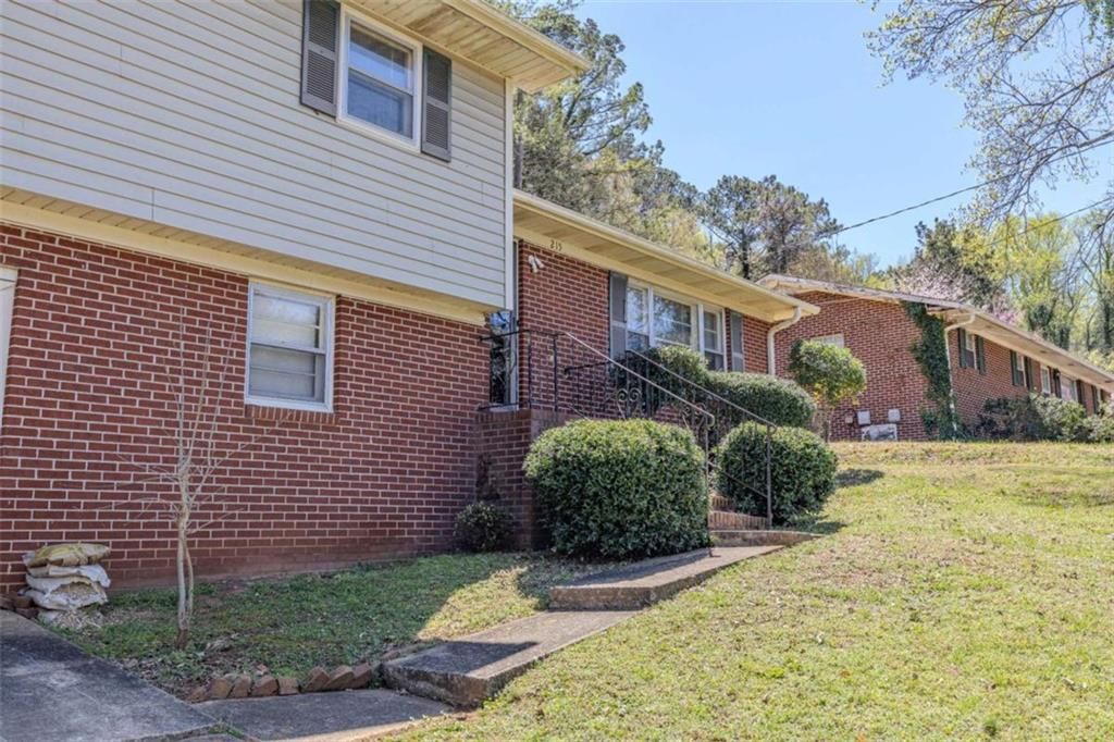 215 Alfred Avenue Se